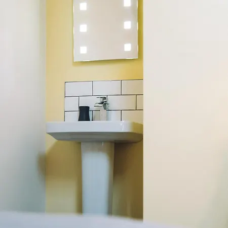 Sandys Contractor Rooms, Your Away From Pensionat