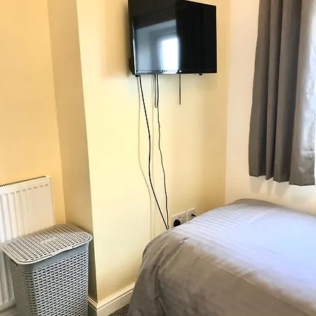 Sandys Contractor Rooms, Your Away From Roose (Cumbria)